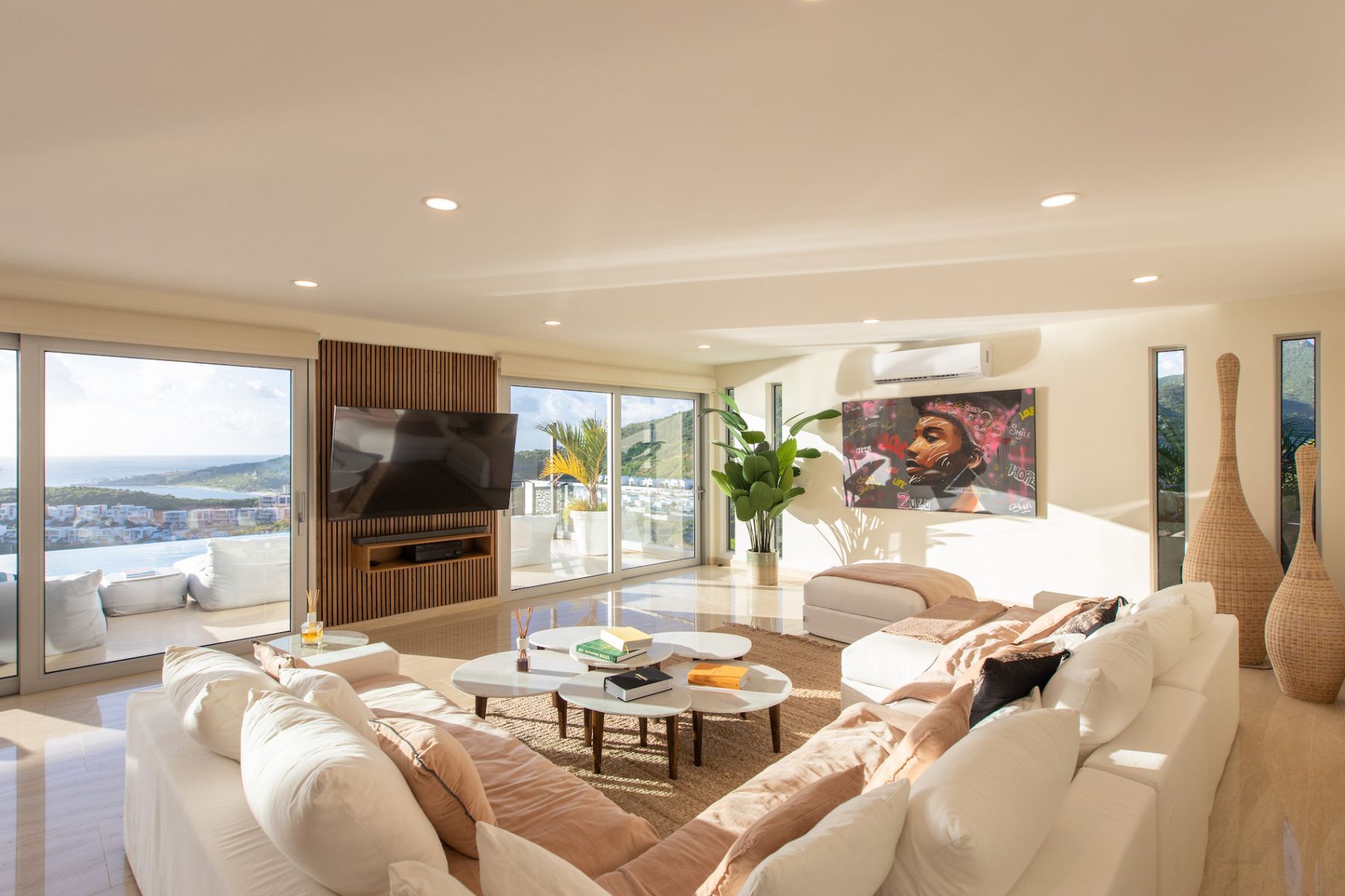 Numa villa photo.