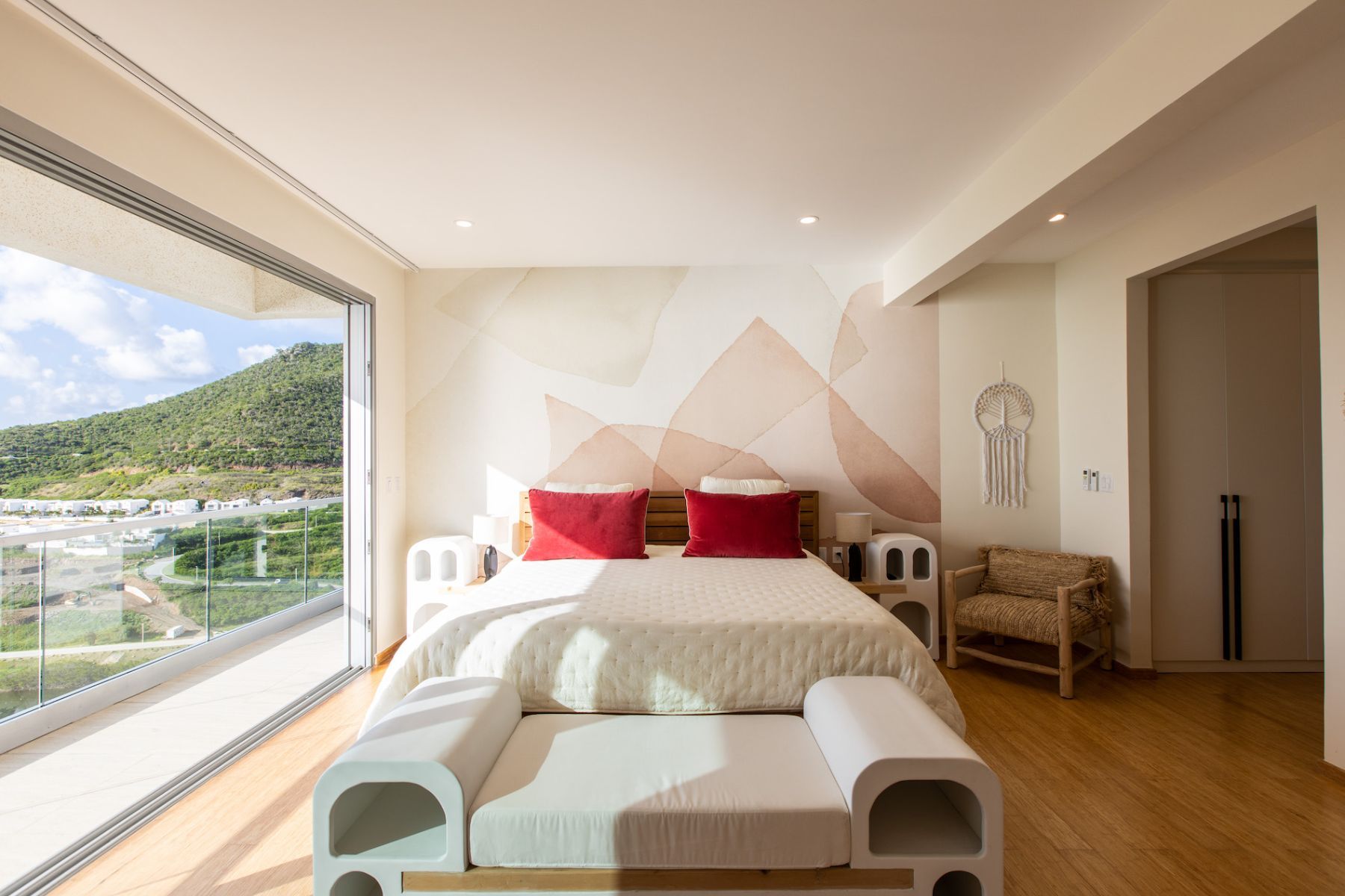Numa villa photo.