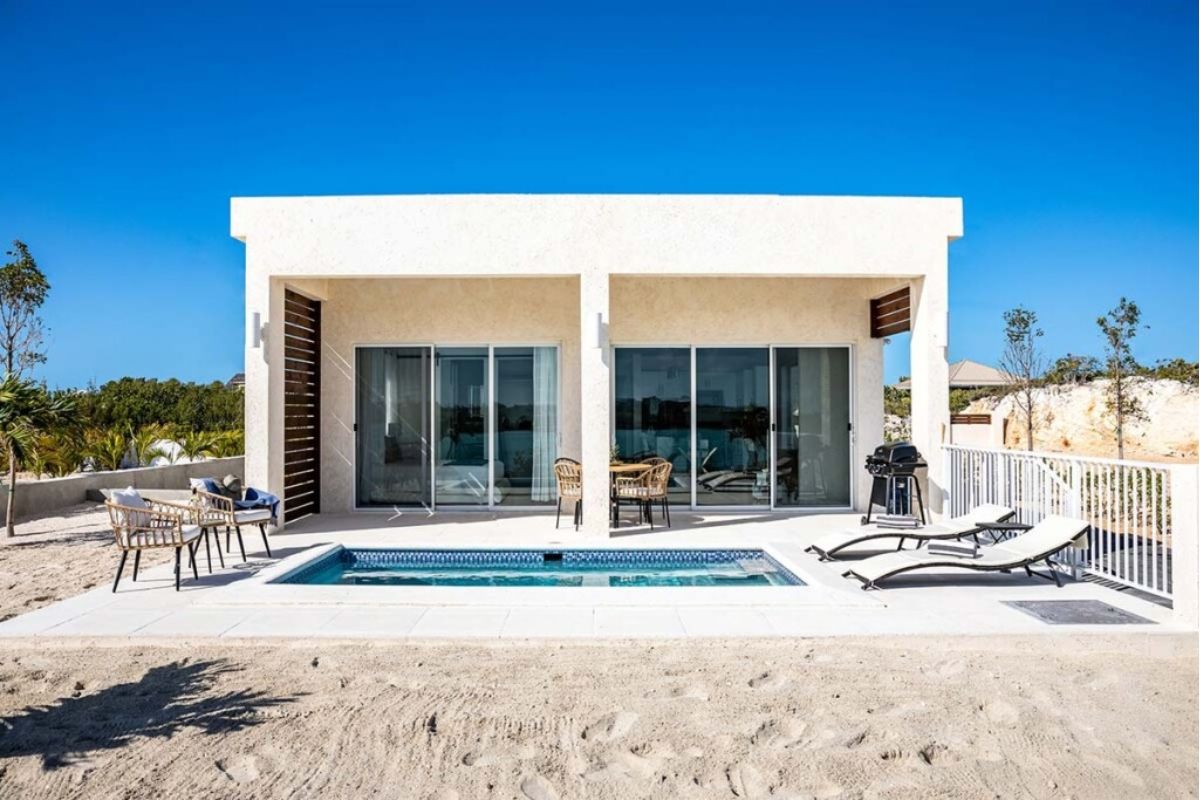 Cerulean villa photo.