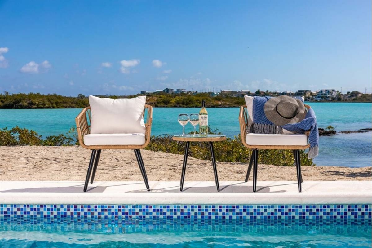 Cerulean villa photo.