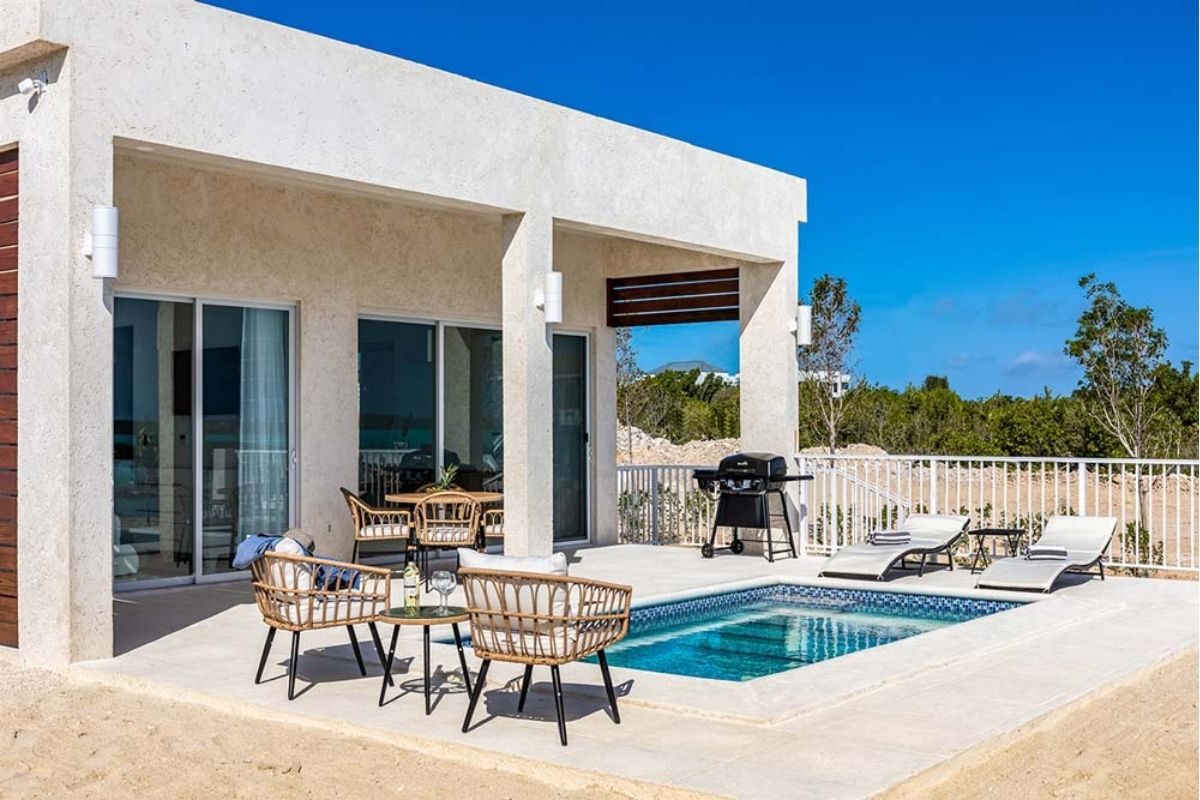Cerulean villa photo.