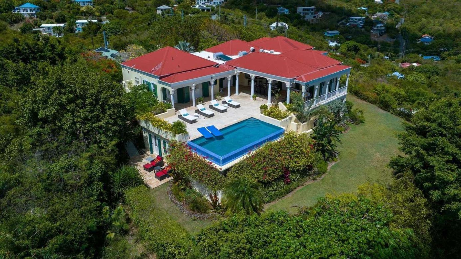 Tre Vista Estate villa photo.