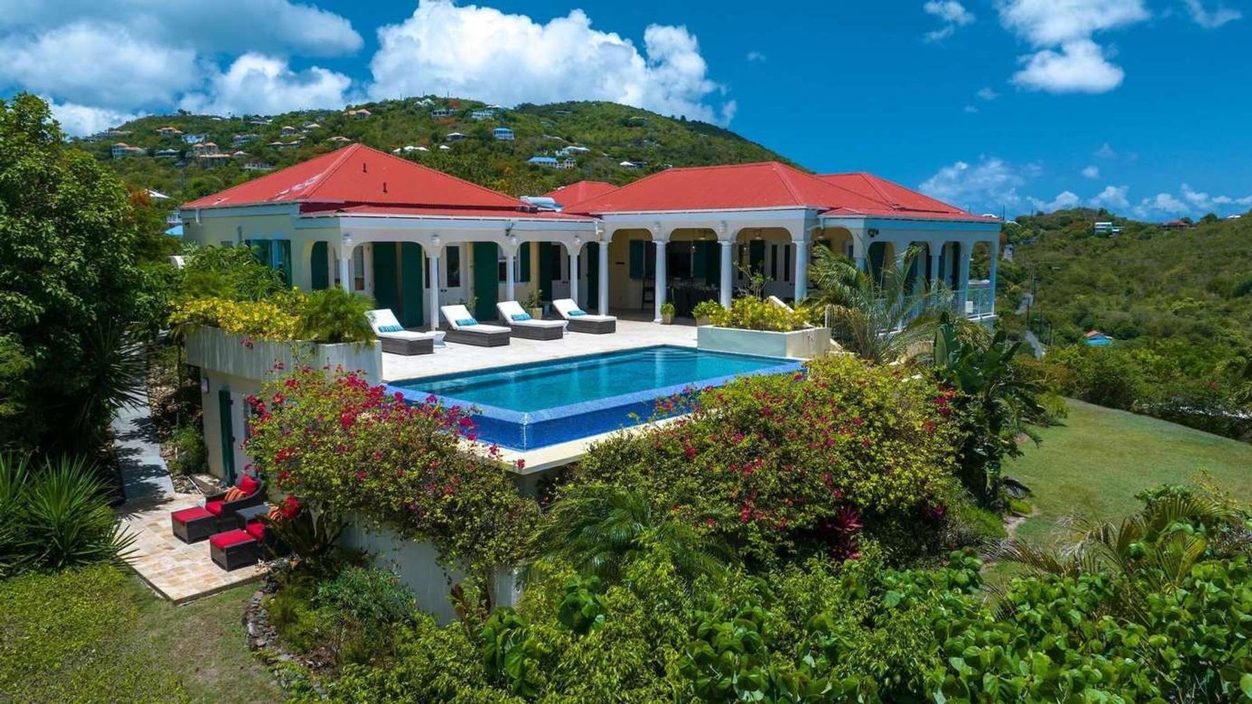 Tre Vista Estate villa photo.