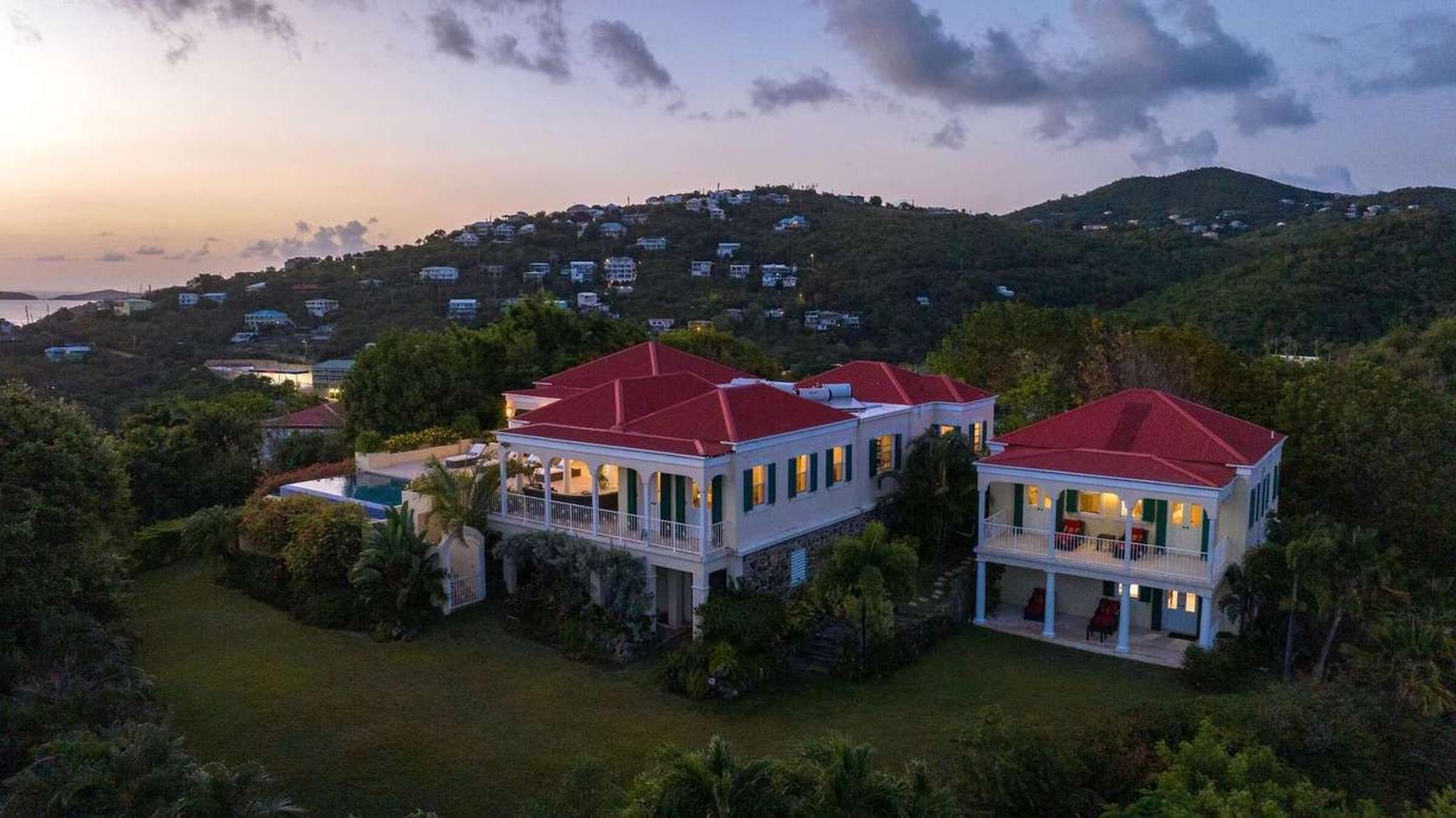 Tre Vista Estate villa photo.
