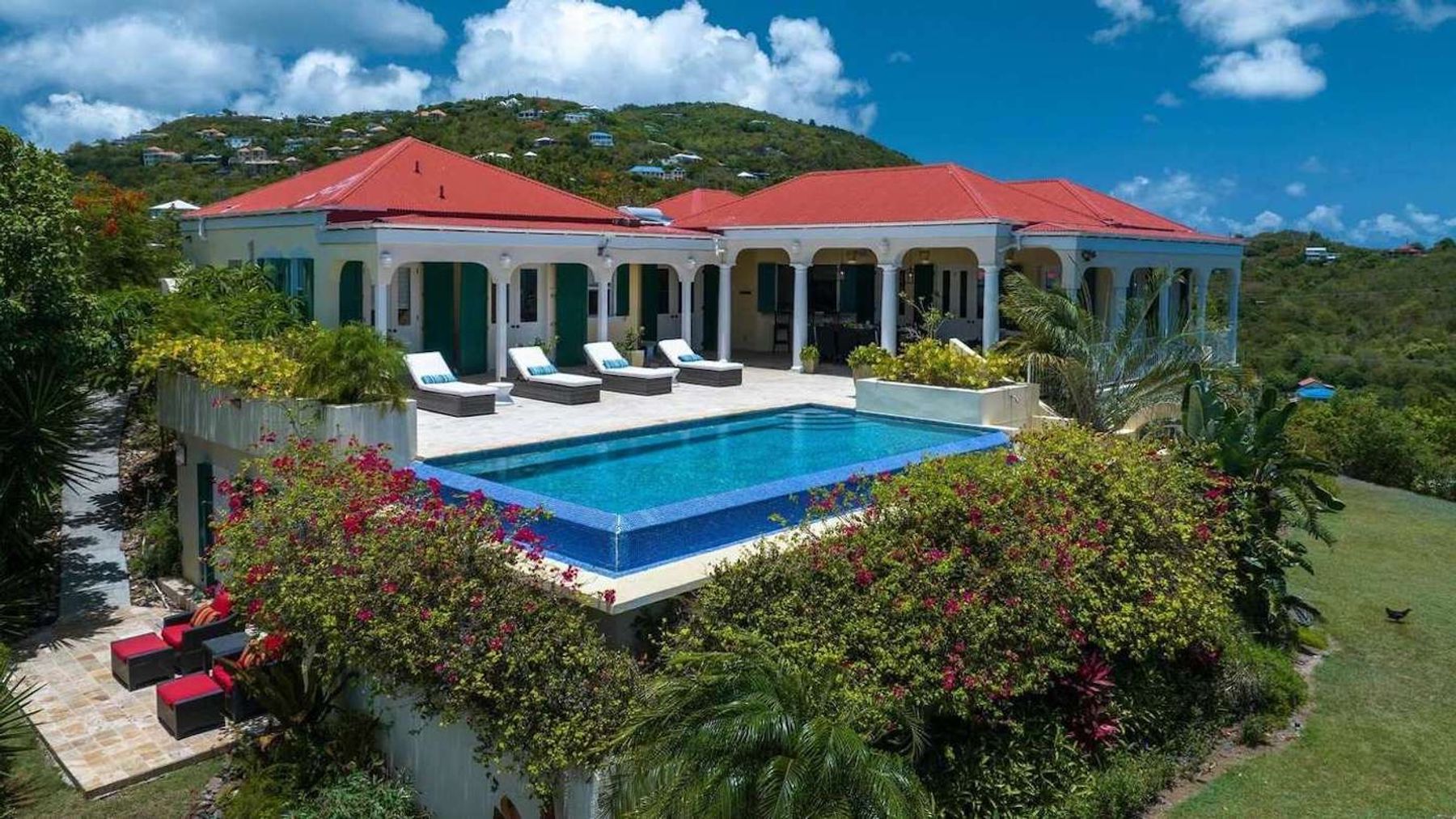 Tre Vista Estate villa photo.