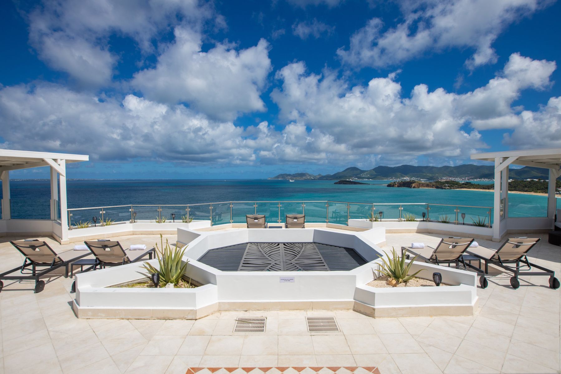 Infinity Blue villa photo.