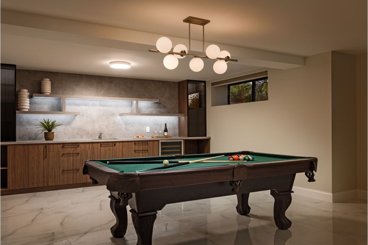 Billiards room