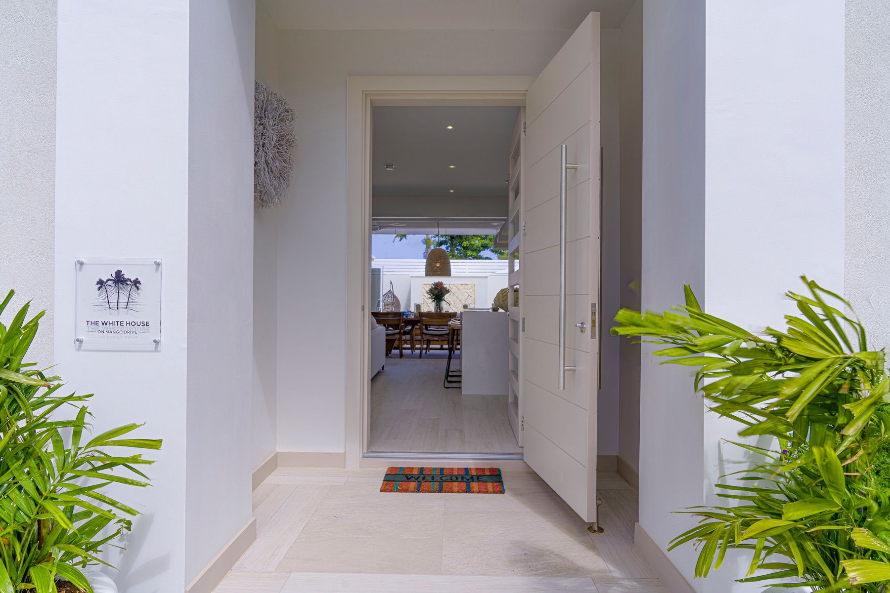 The White House at Porters Place villa photo.