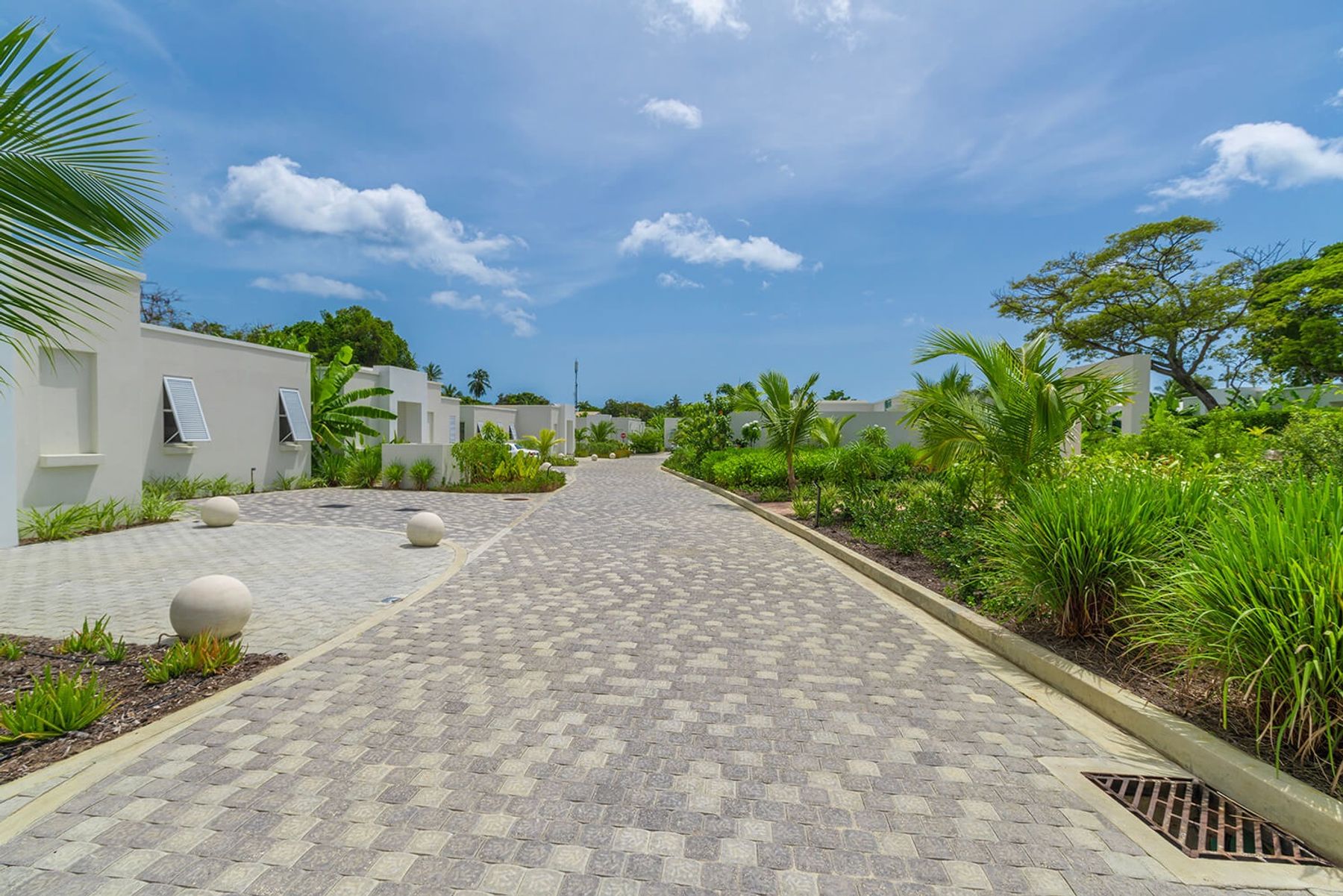 The White House at Porters Place villa photo.