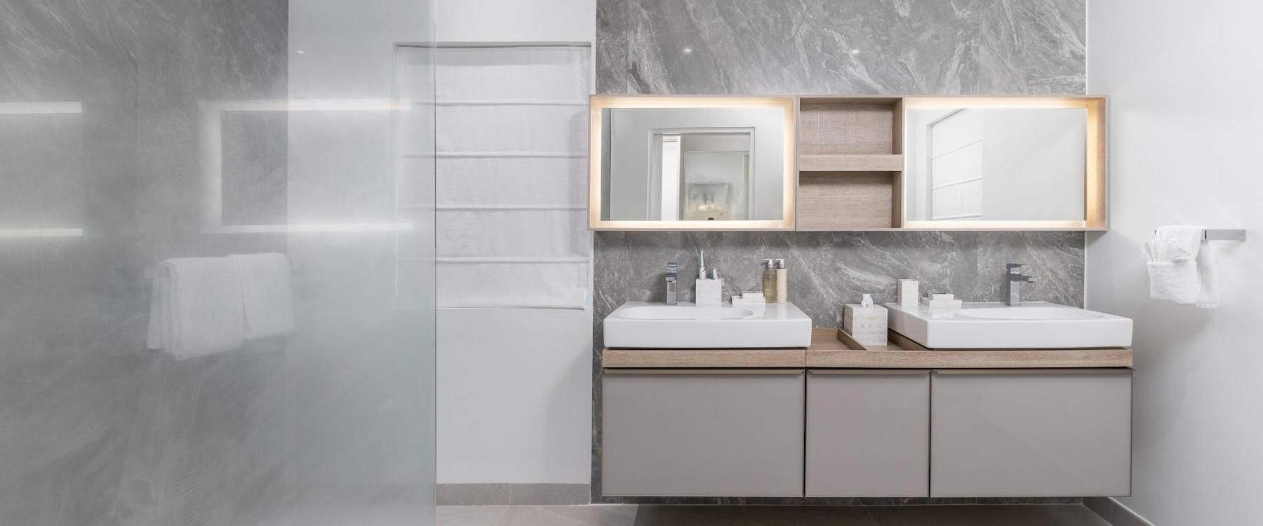 Ensuite