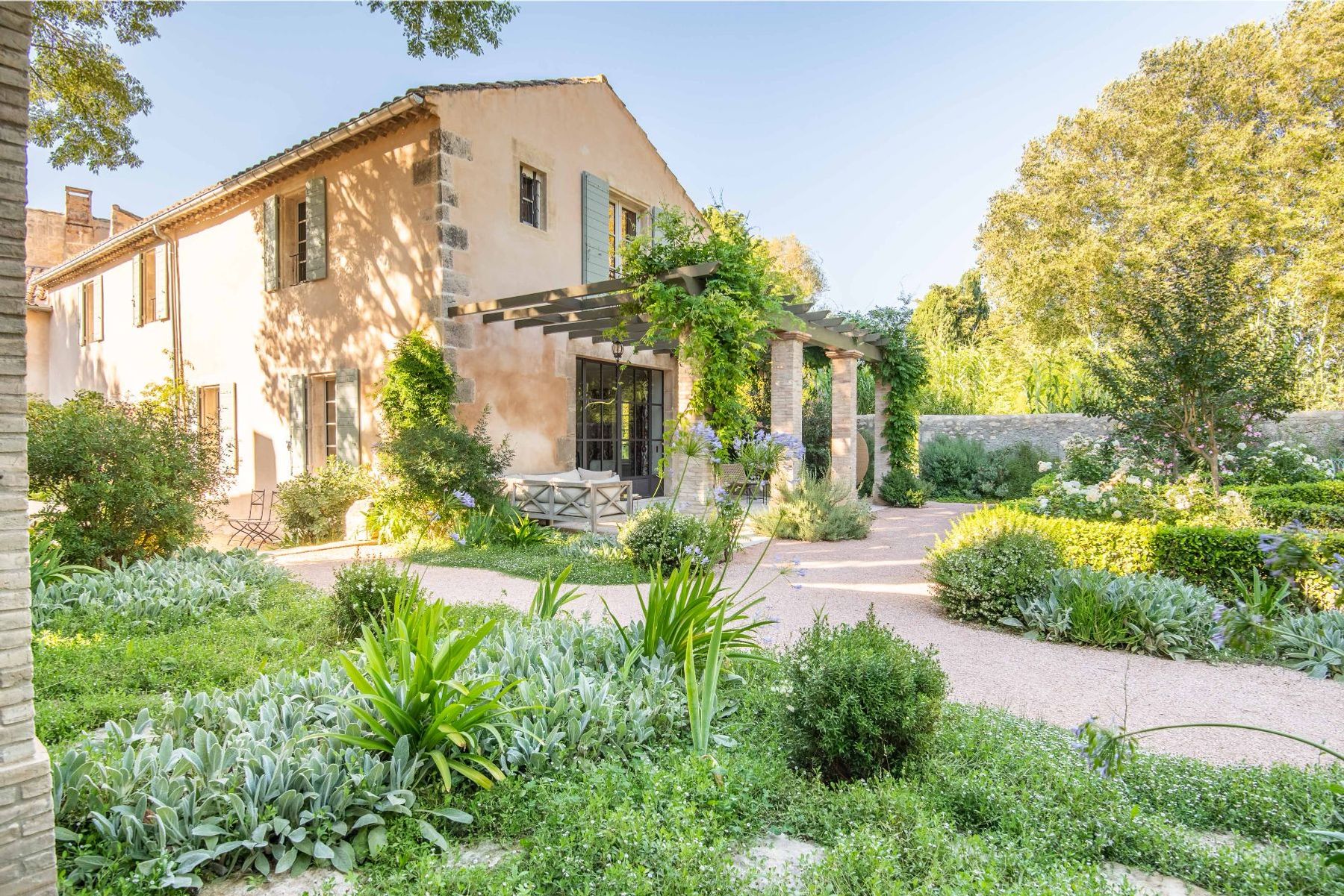 Mas des Pierres villa photo.