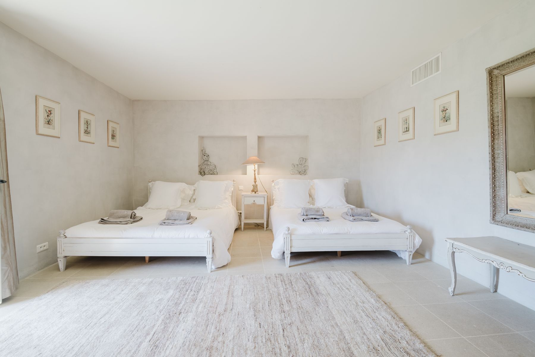 Mas La Grand Bergerie de Cabrieres villa photo.