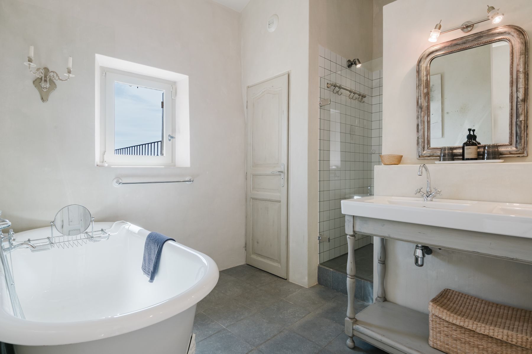 Mas La Grand Bergerie de Cabrieres villa photo.