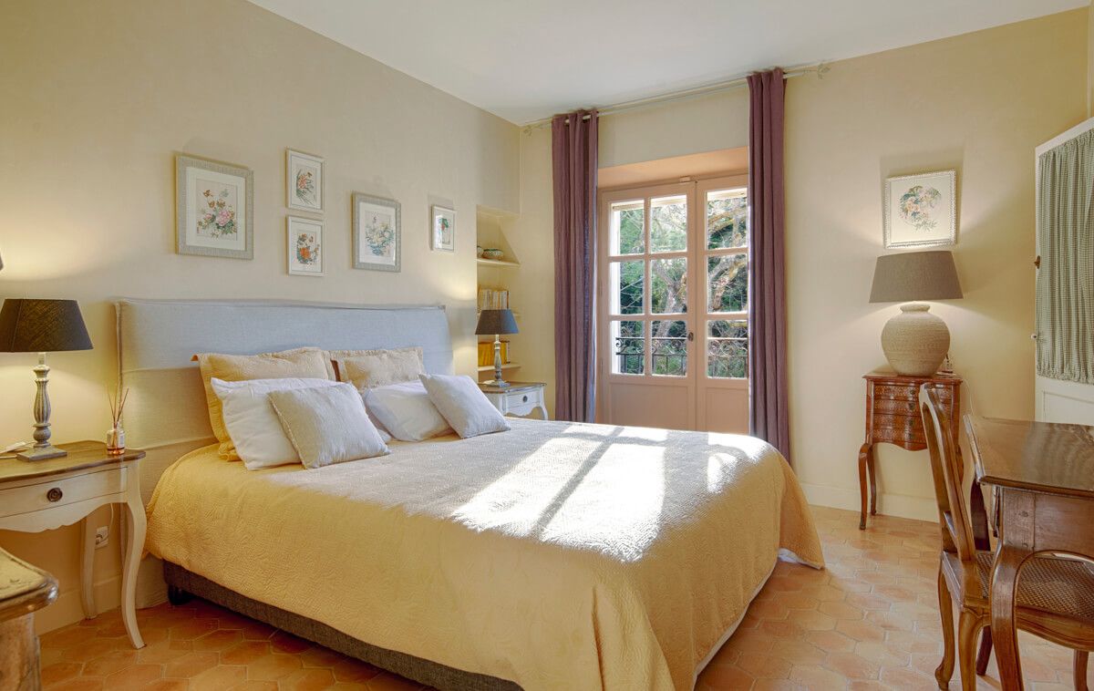 Mas des Costieres villa photo.