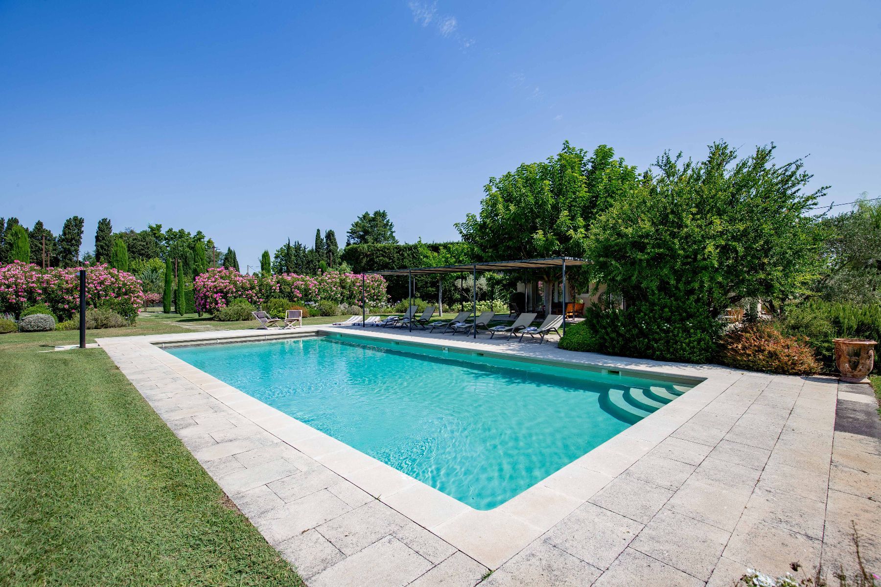 Mas des Costieres villa photo.