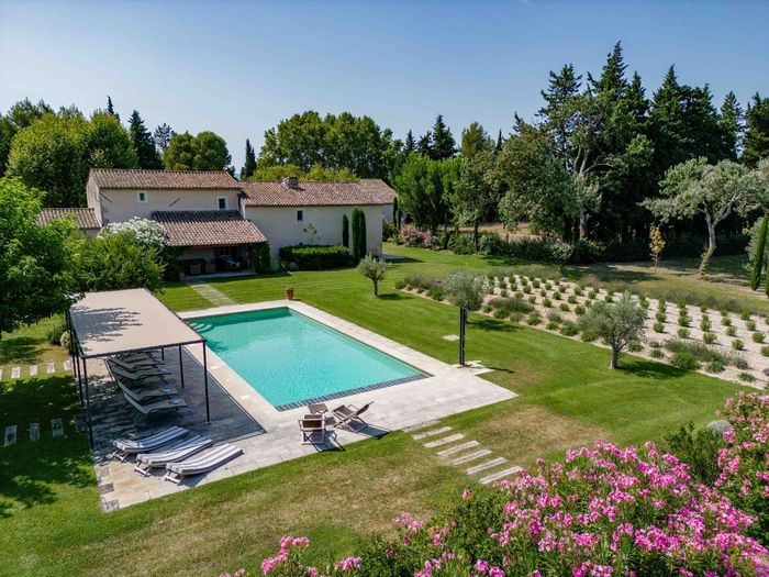Mas des Costieres villa photo.
