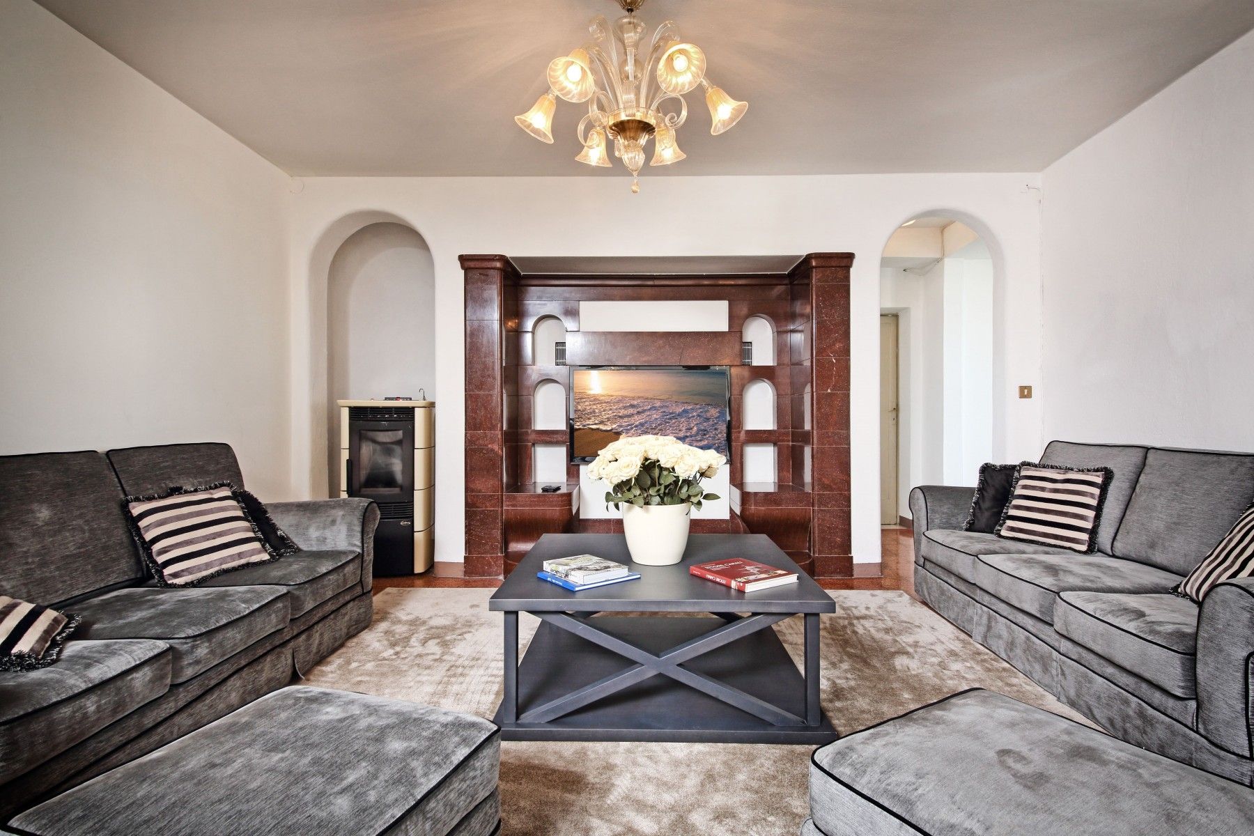 Vista Lago villa photo.