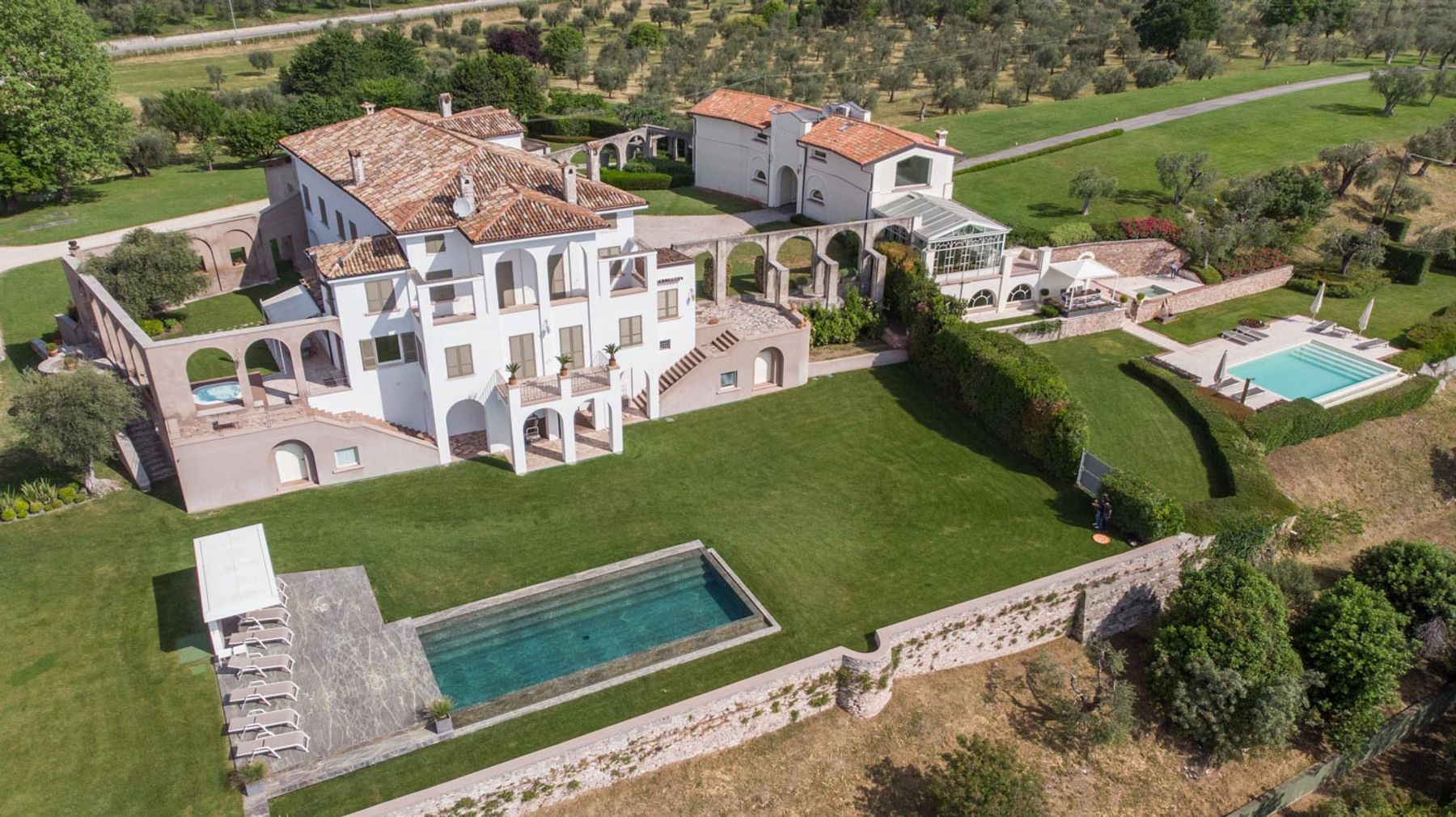 Vista Lago villa photo.