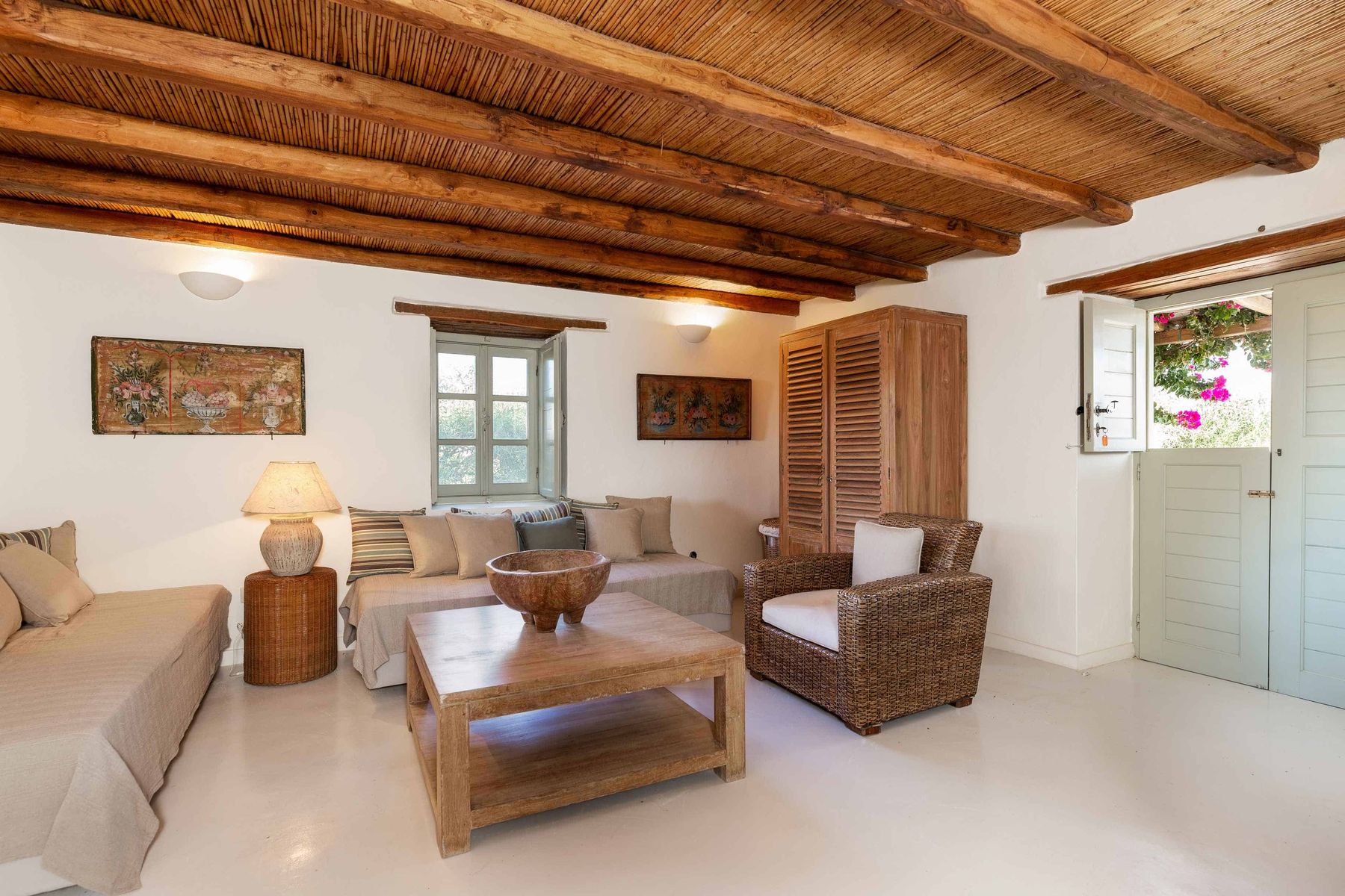 Guest house living area