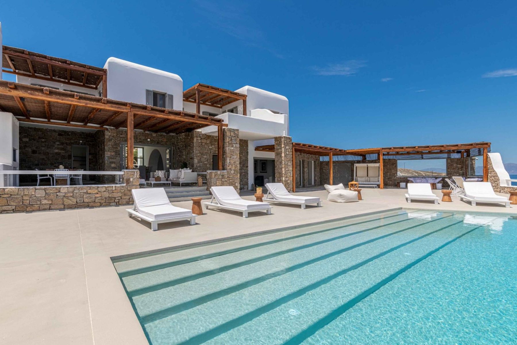 Sunbeam villa photo.