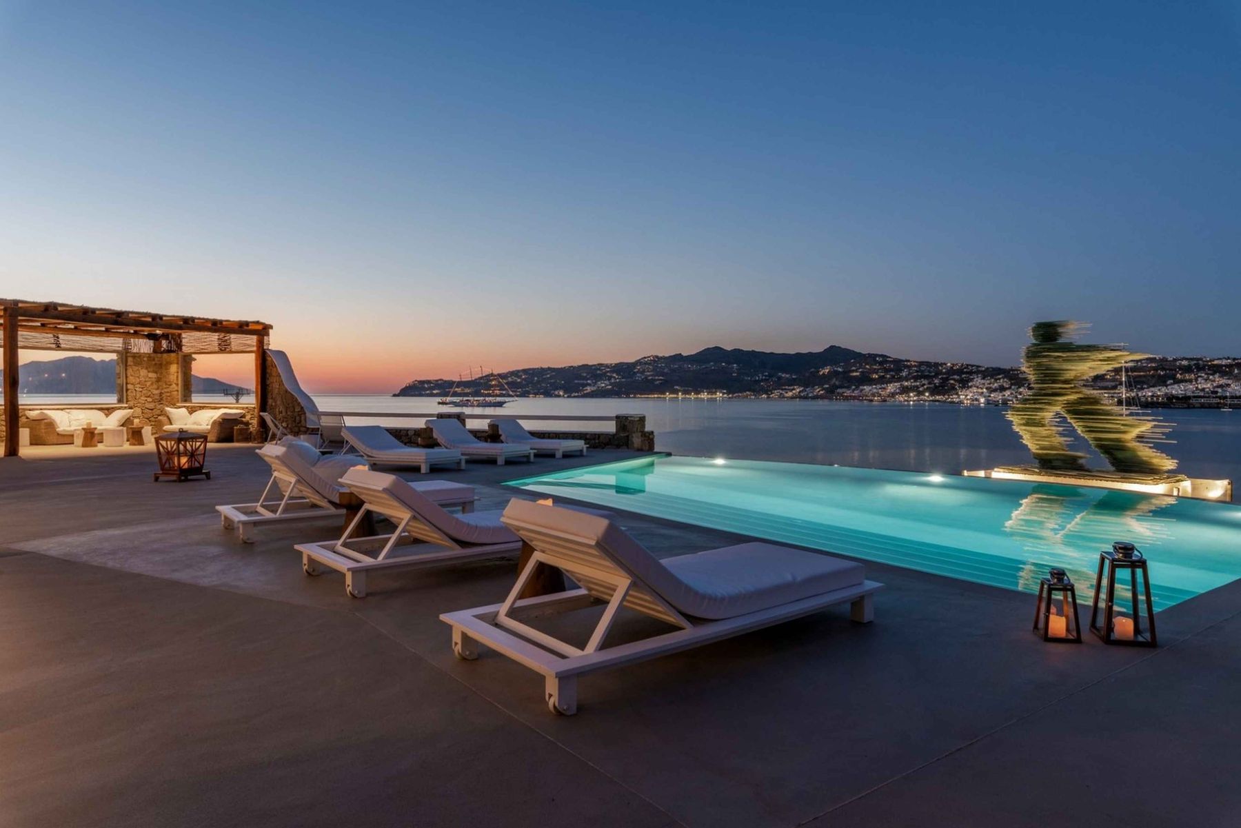 Sunbeam villa photo.