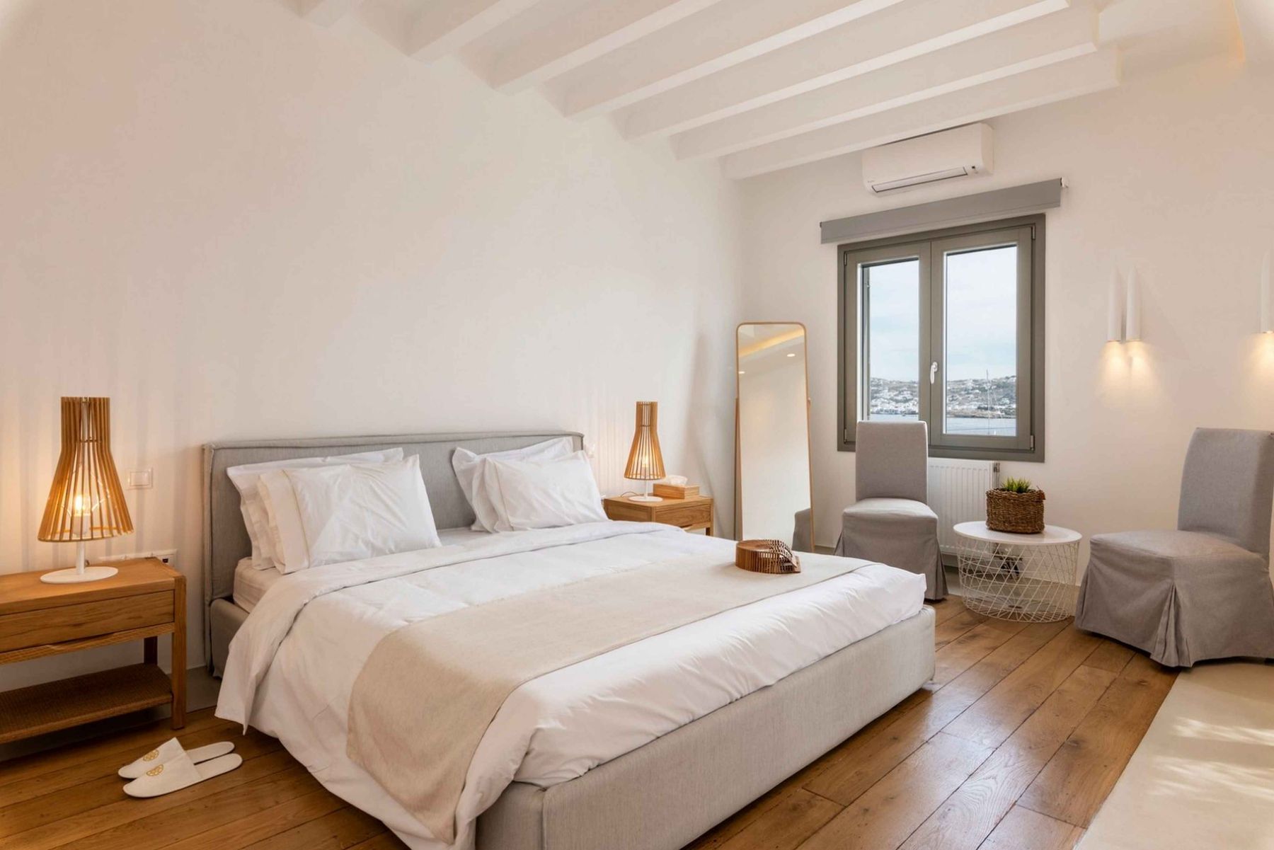 Sunbeam villa photo.
