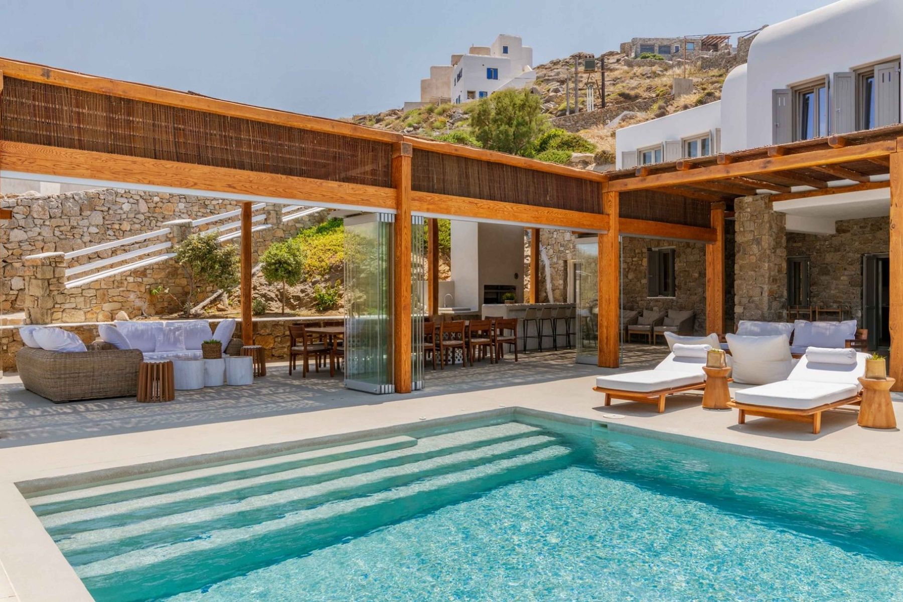 Sunbeam villa photo.