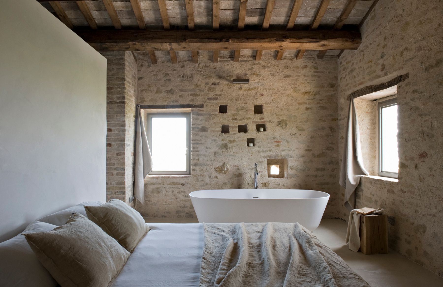 Parnasso villa photo.