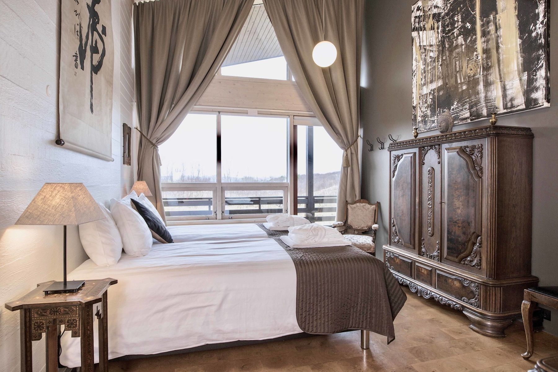 Borealis Villa villa photo.