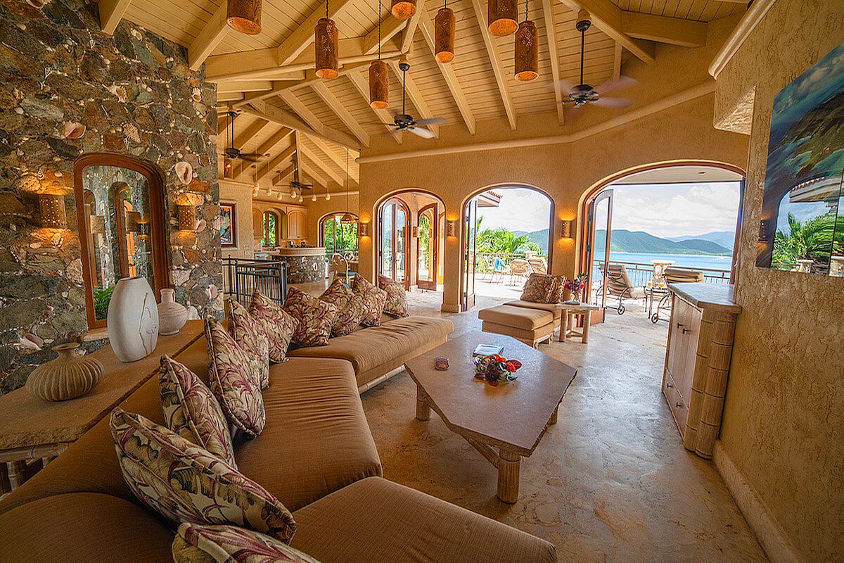 Main level living area