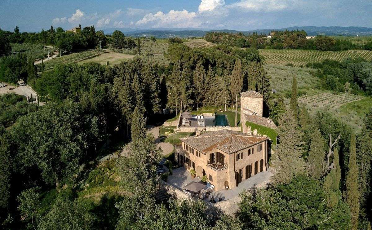 Torre Ugolino villa photo.