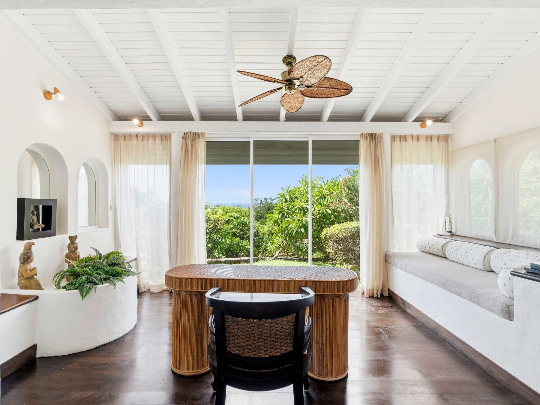 Pamplemousse Villa villa photo.