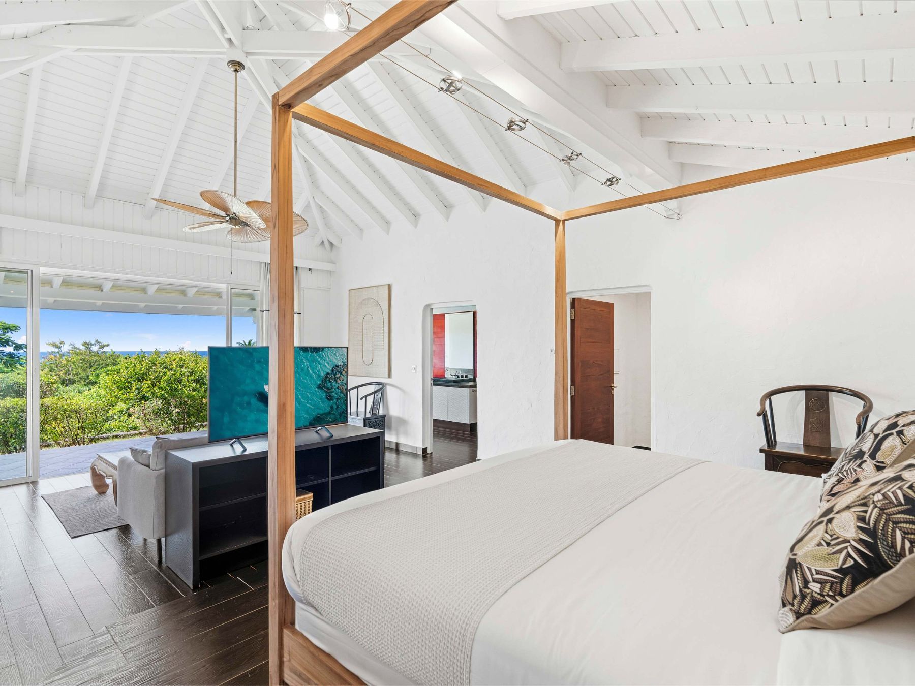 Pamplemousse Villa villa photo.