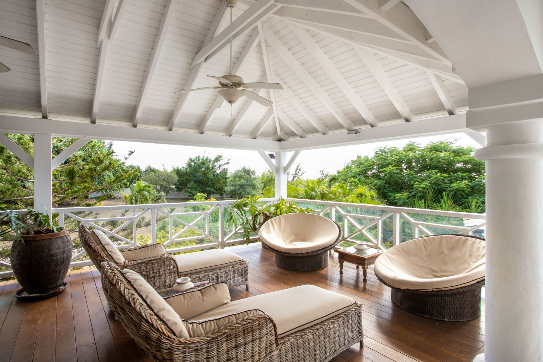 Pamplemousse Villa villa photo.