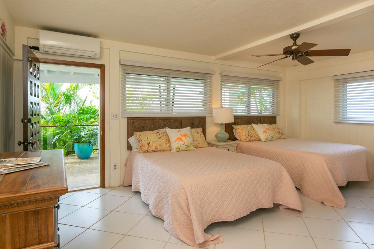 Double bedded twin bedroom