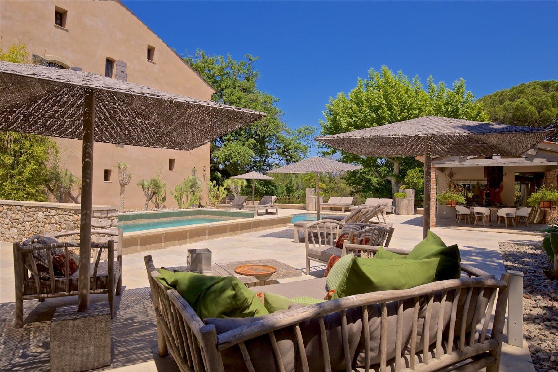 Bastide du Clos villa photo.