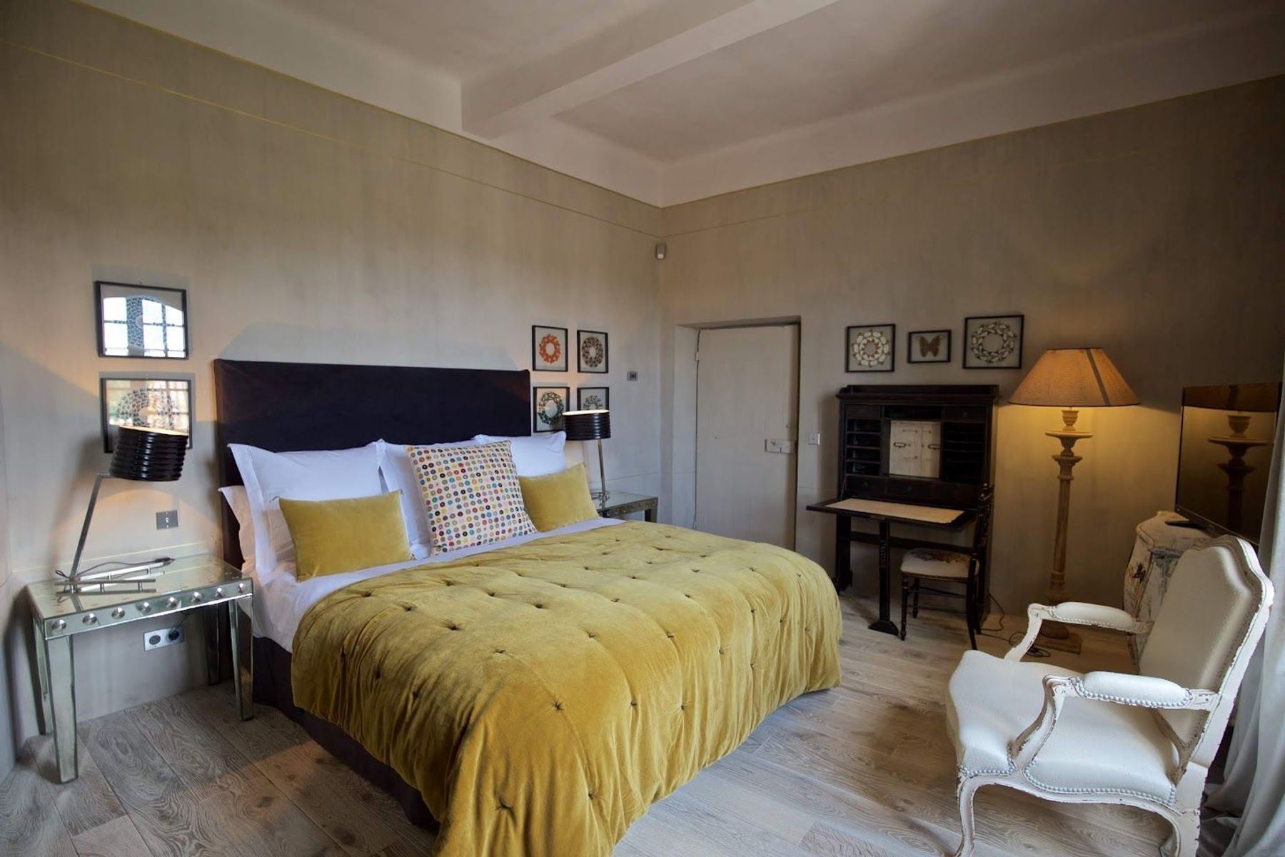 Bastide du Clos villa photo.