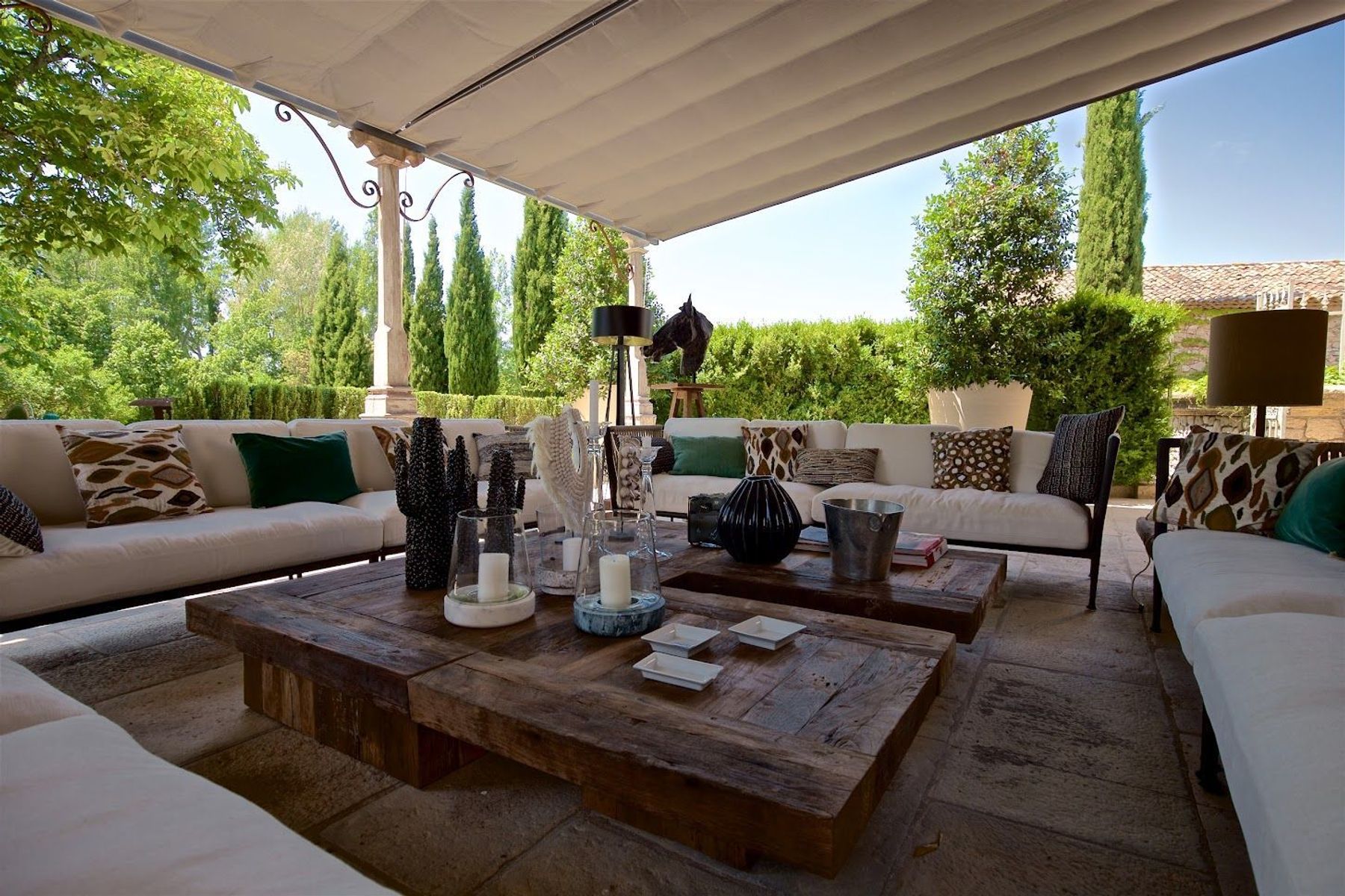 Bastide du Clos villa photo.