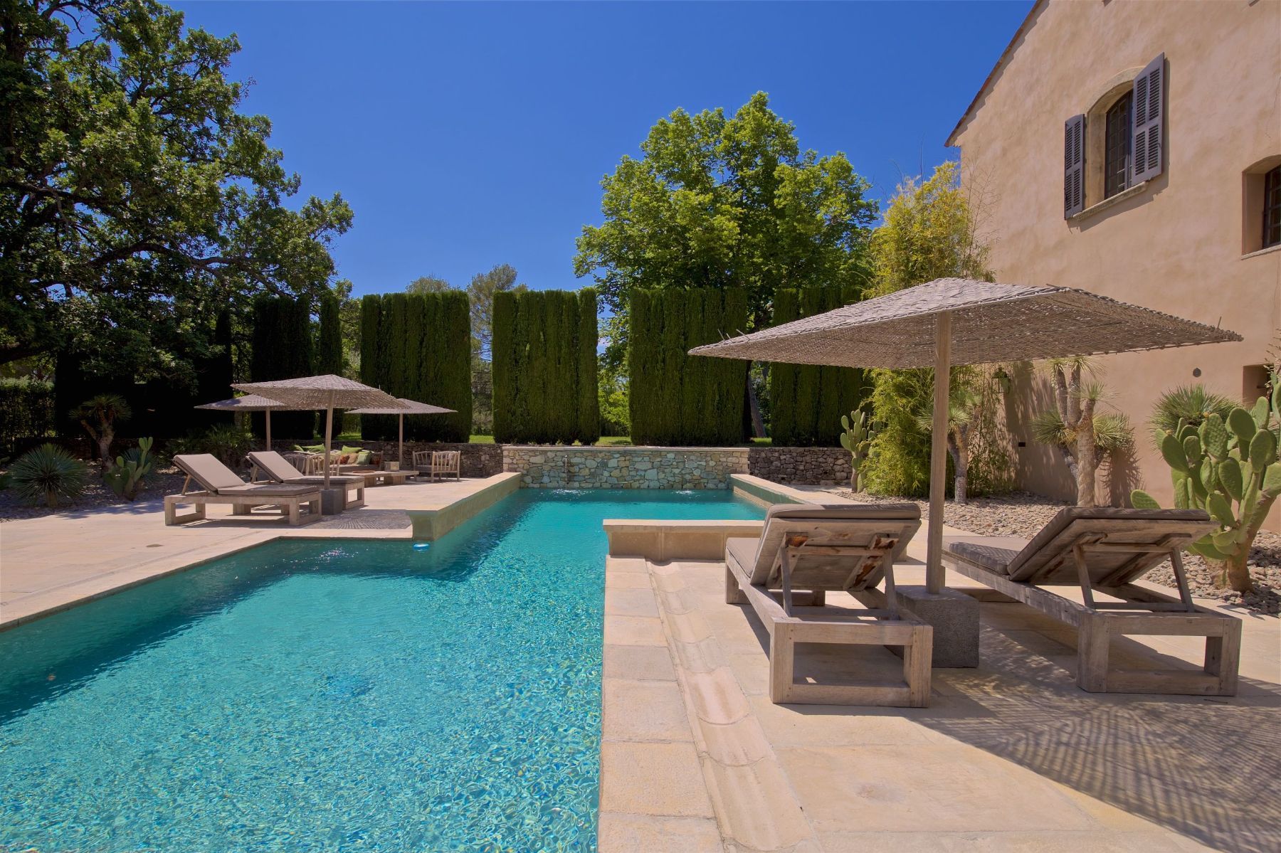 Bastide du Clos villa photo.