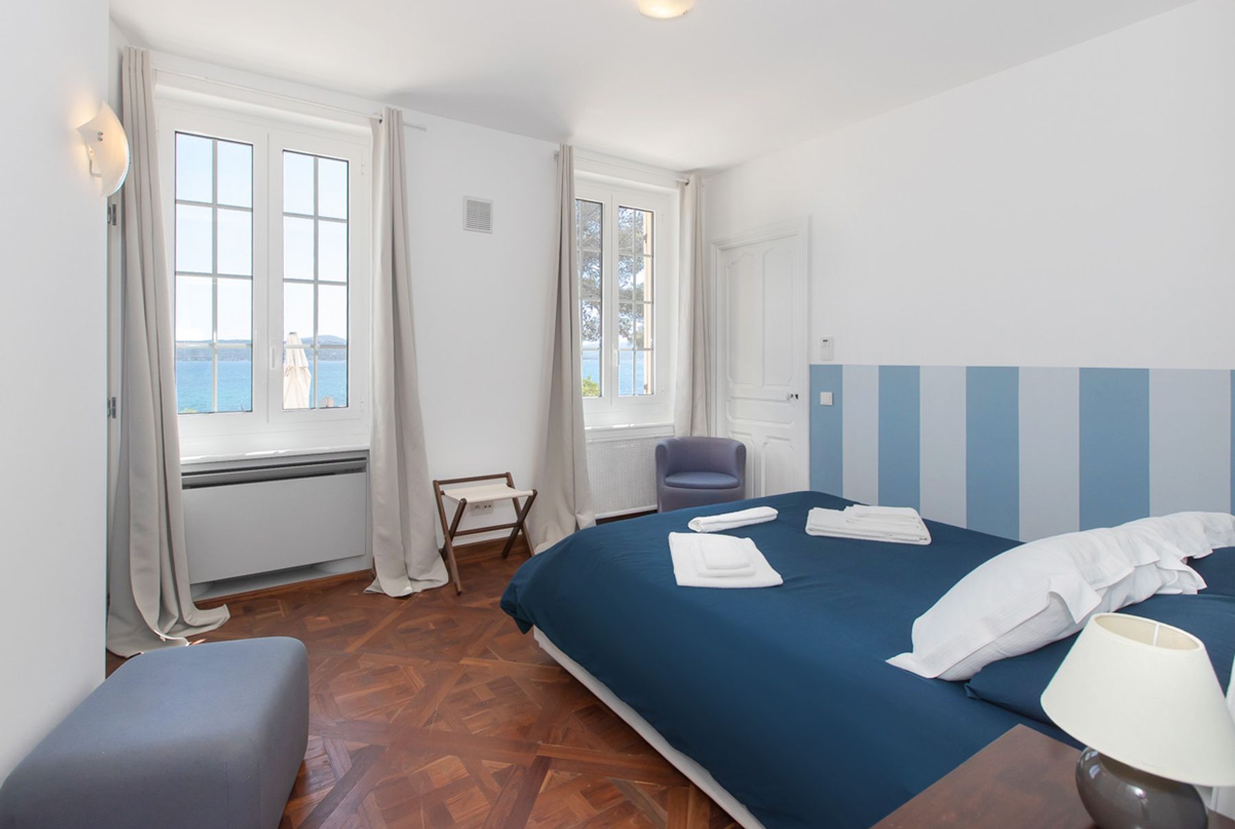 Le Bord de Mer villa photo.