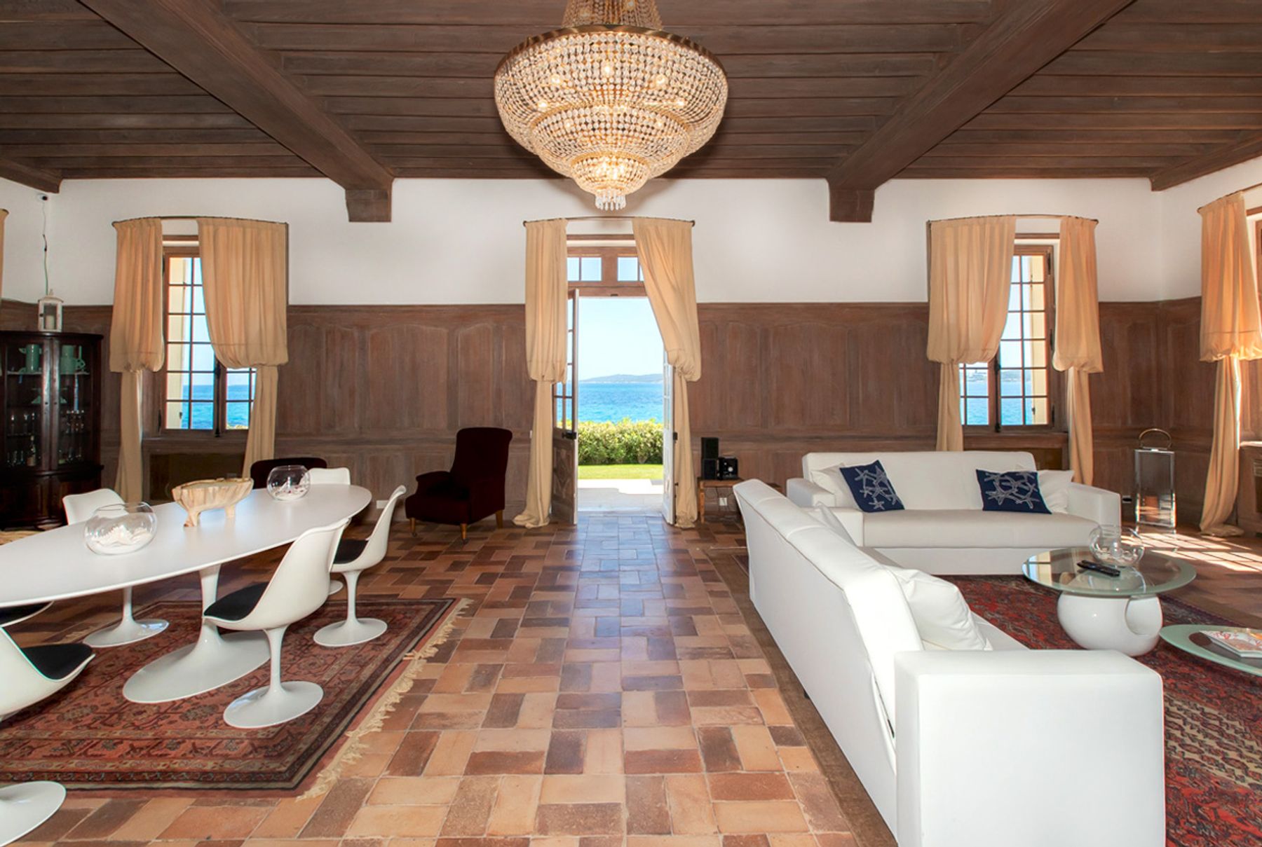 Le Bord de Mer villa photo.