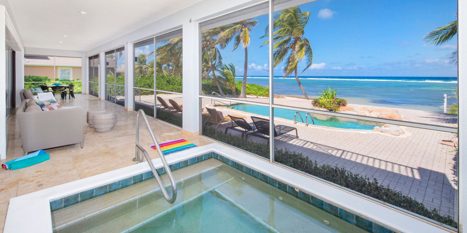 Iggy Blue villa photo.