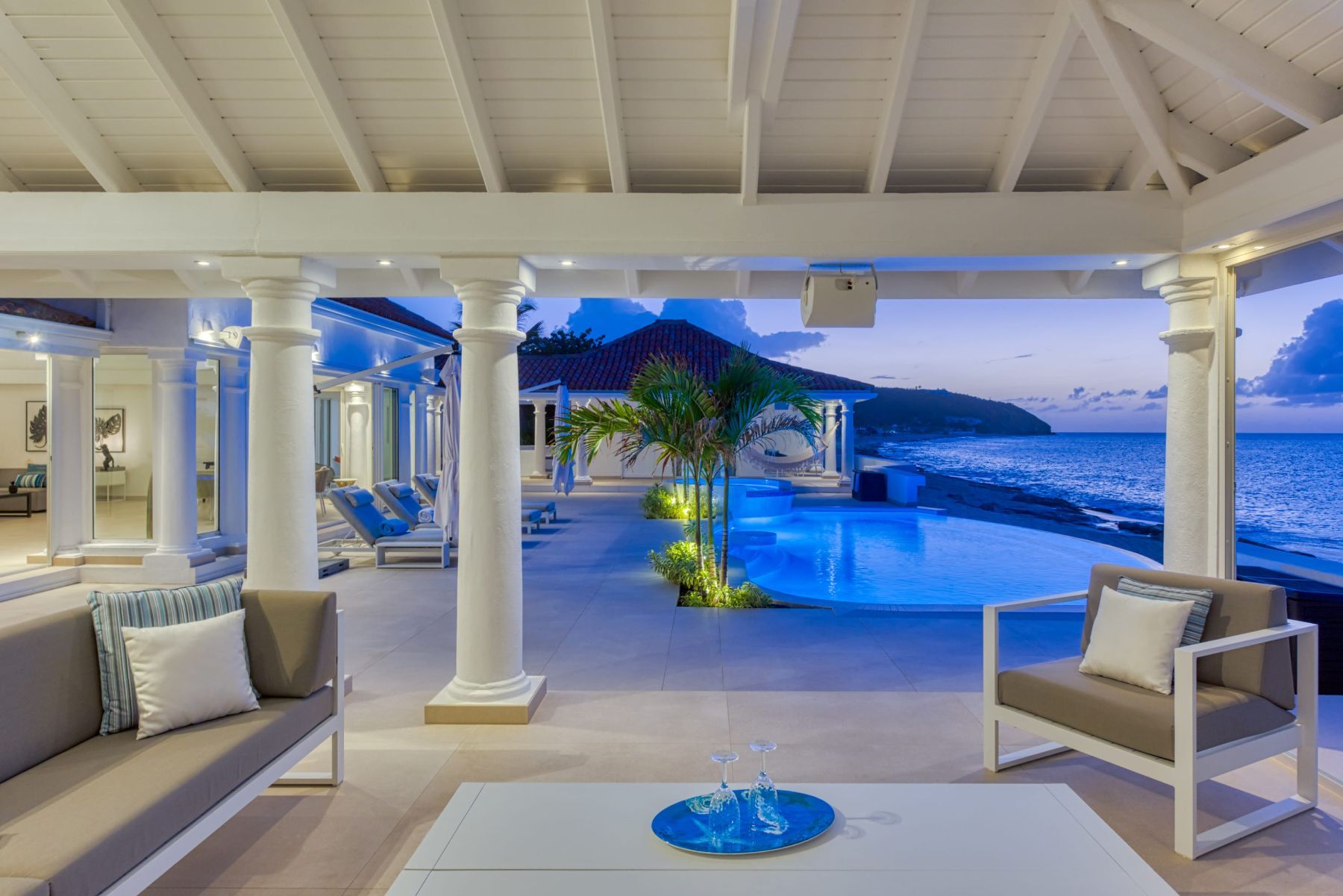 Carisa Villa villa photo.