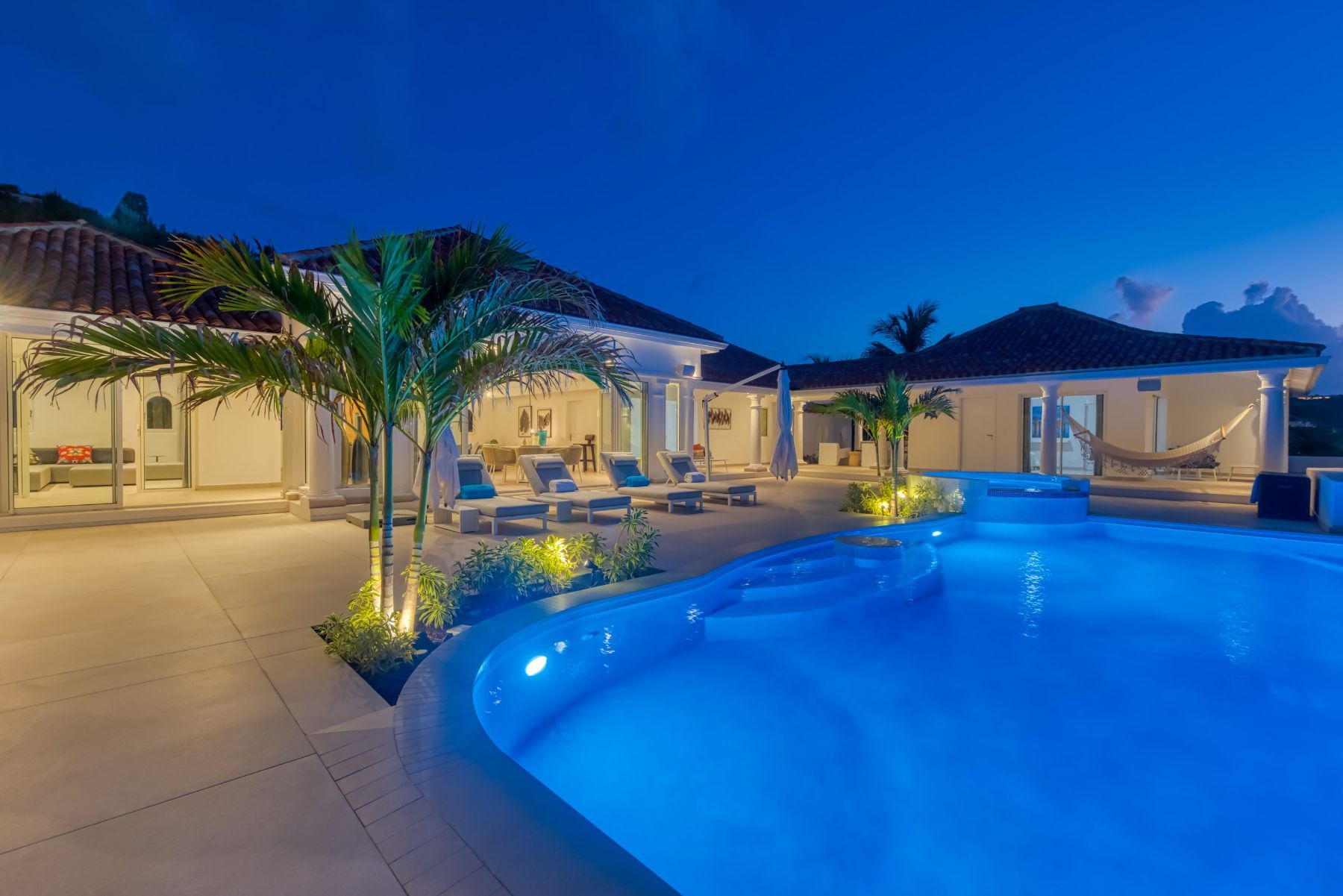 Carisa Villa villa photo.