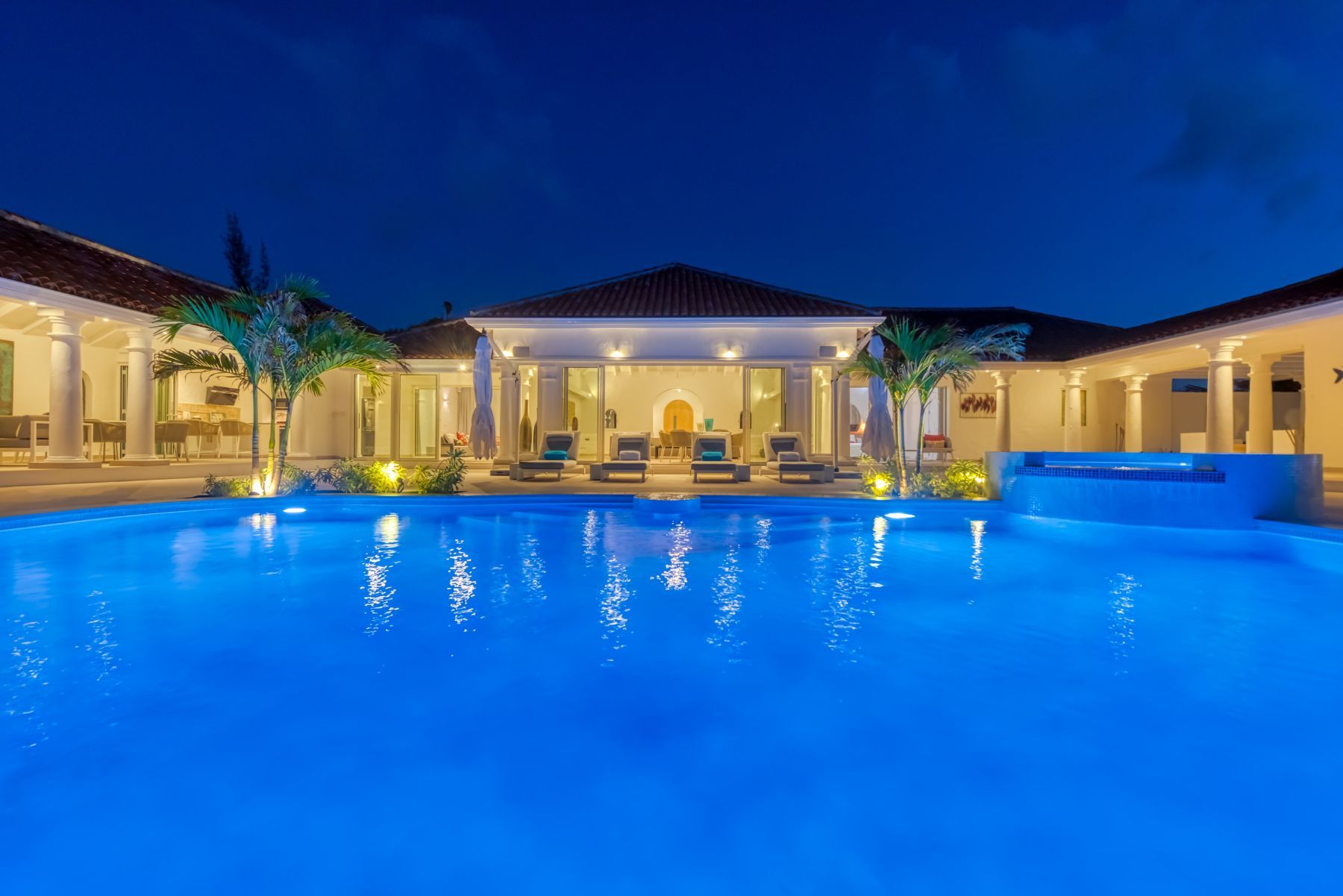 Carisa Villa villa photo.