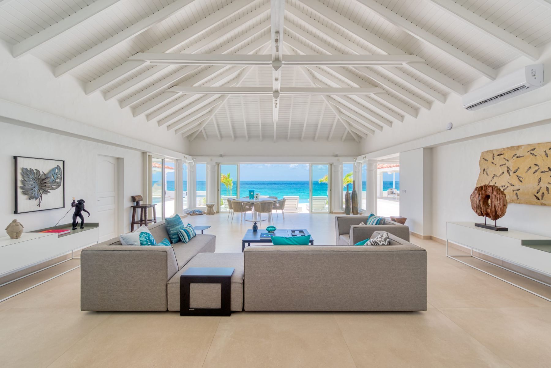 Carisa Villa villa photo.
