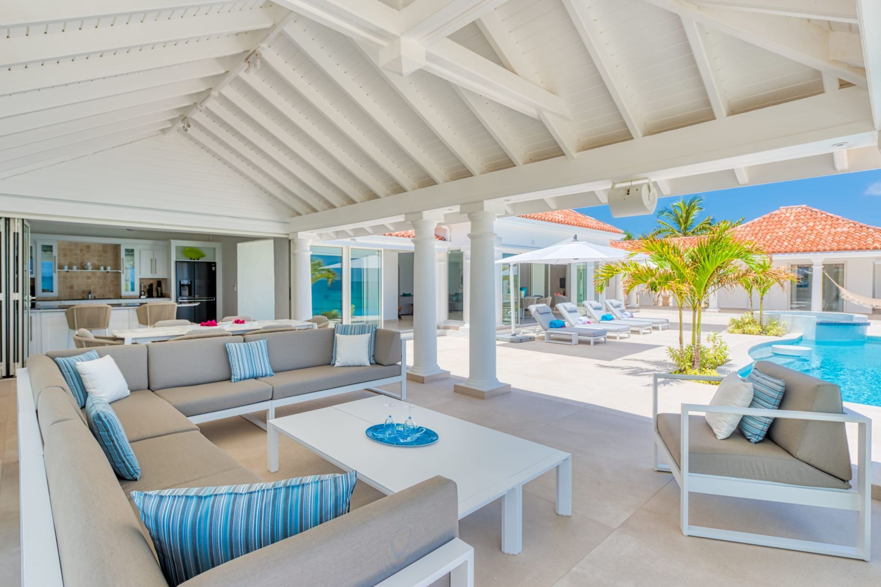 Carisa Villa villa photo.