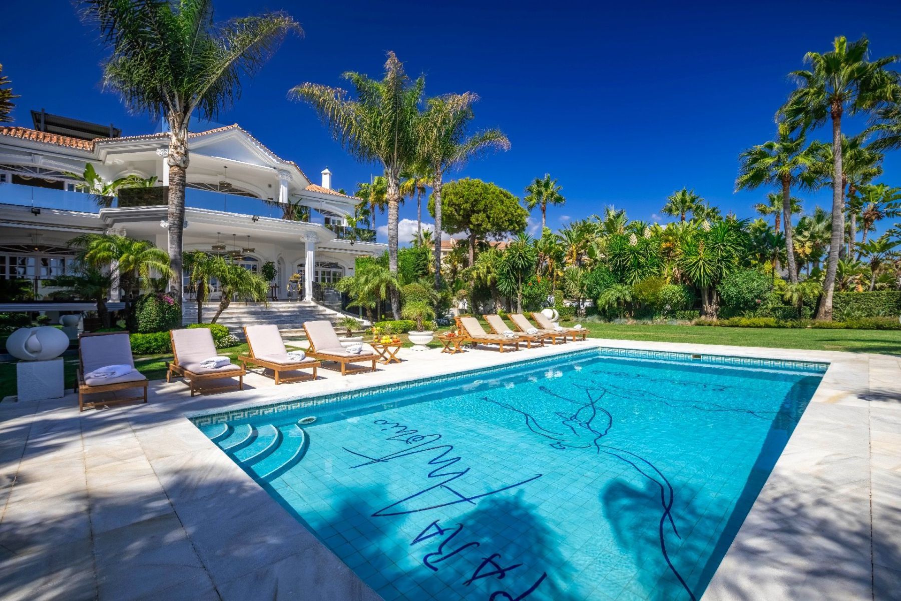 Villa Picasso villa photo.