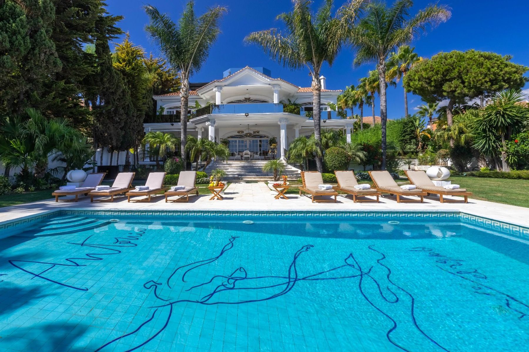 Villa Picasso villa photo.