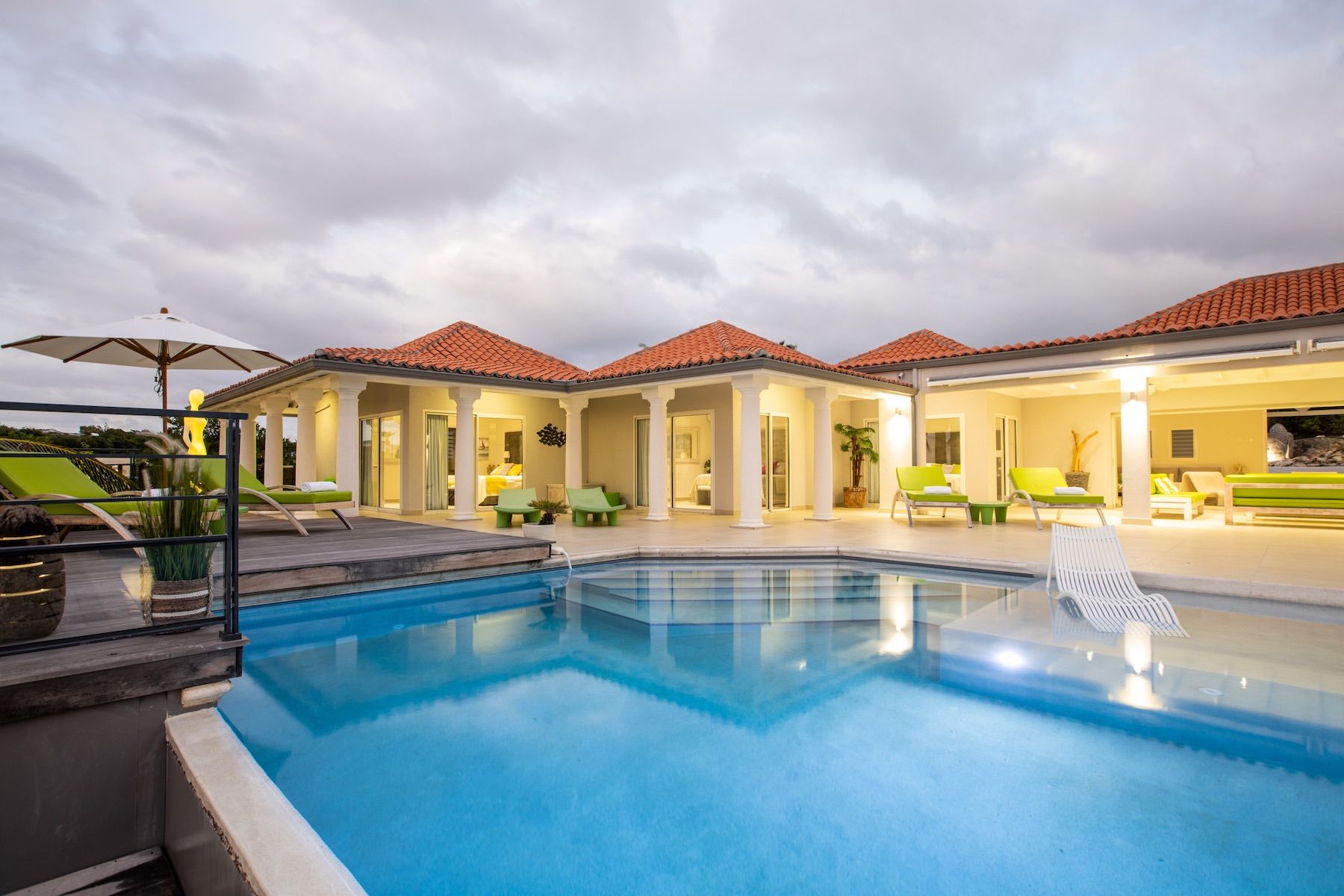 Giselle villa photo.
